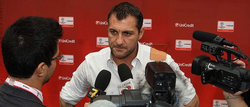 r-football-bobovieri.jpg