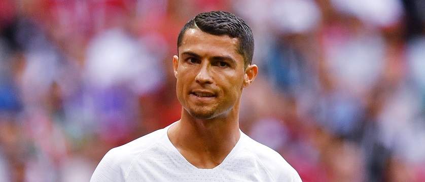 r-football-cristianoronaldo-generic-new.jpg