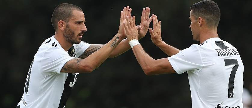 r-football-seriea-bonuccicr7-new.jpg