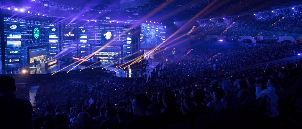 r-esports-arena-2017.jpg