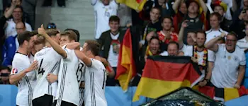 r football germany with fans