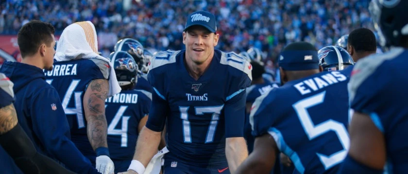 r-nfl-titans-tannehill-291119.jpg