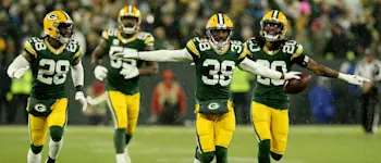 r-nfl-gb-packers-100120.jpg