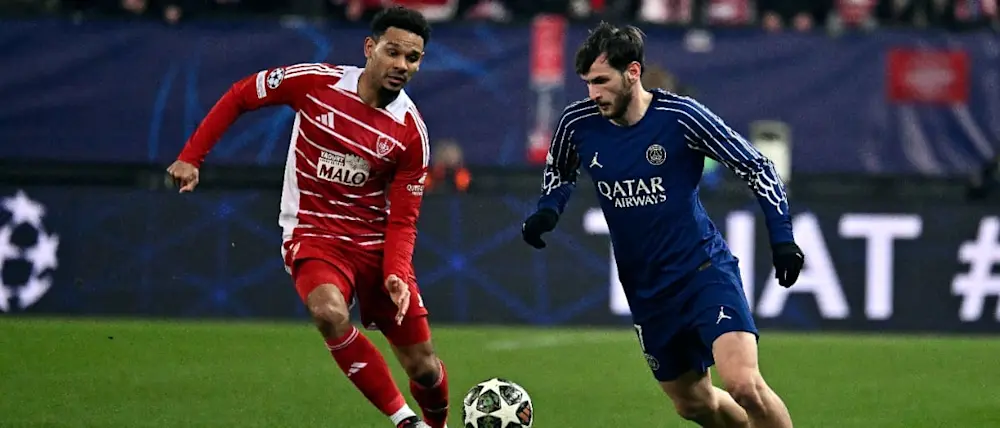 football 2025 champions league brest psg kvaratskhelia ball possession