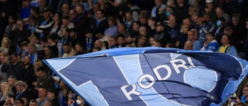 r betfair 20 06 23 rodri man city fans