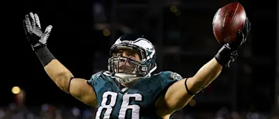 r-nfl-eagles-carson-wentz-td.jpg
