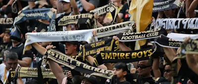 lafc-fans.jpg