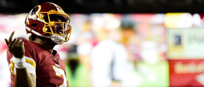 r-nfl-redskins-dwayne-haskins-preseason.jpg