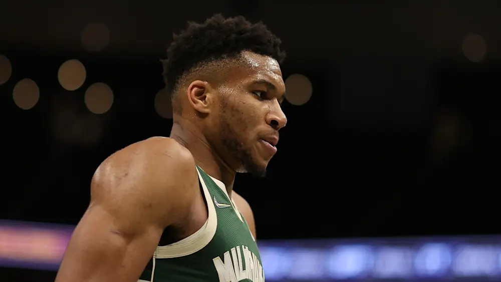 Giannis Antetokounmpo Bucks stare