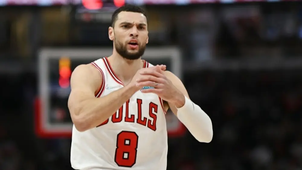Zach LaVine Bulls Pass