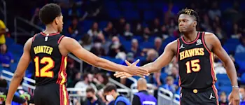 Capela Hunter High Five Hawks