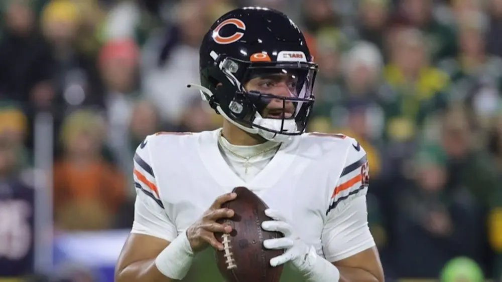 Justin Fields Bears Lambo Field