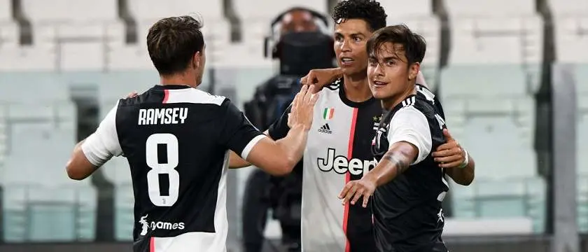 r-football-seriea-juventus-celebrations7.jpg