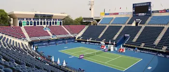 r tennis dubai court