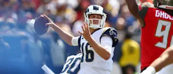 r-nfl-rams-goff-011019.jpg