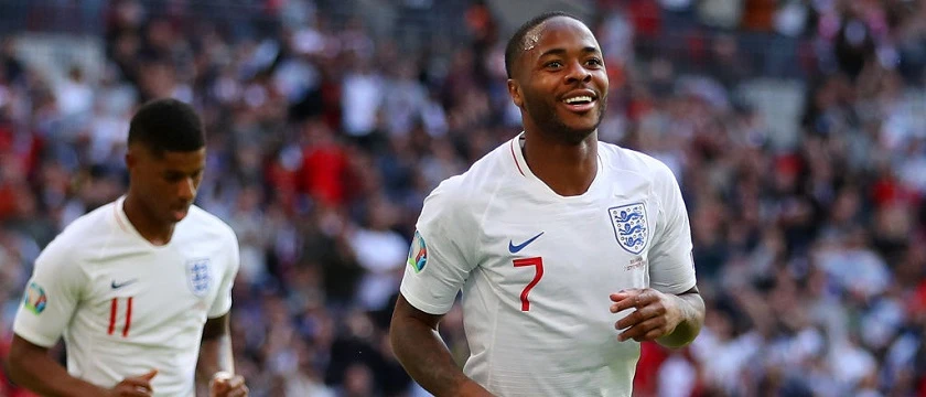 r-football-england-hero-sterling-2020.jpg