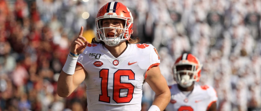 r-cfb-clemson-lawrence-270420.jpg