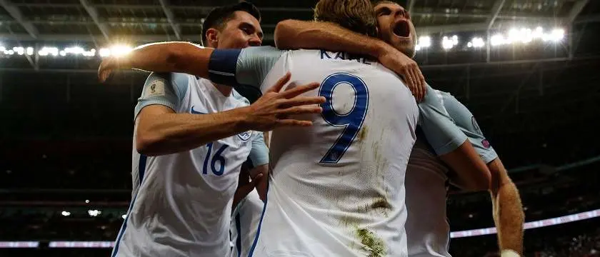r football england players celebrating new18