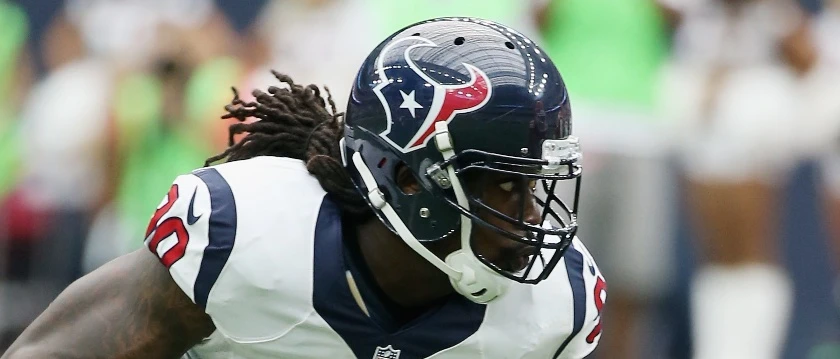 r-nfl-texans-clowney-de.jpg