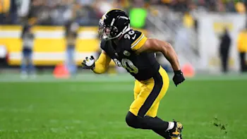 TJ Watt Steelers rushing the QB