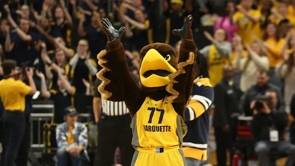 Marquette Mascot BBall