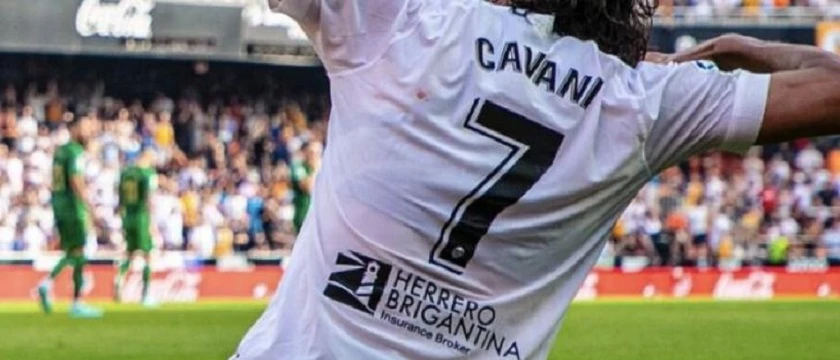 r betfair cavani generic valencia 17 10 22