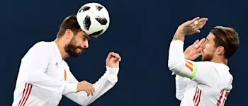 r football spain pique ramos