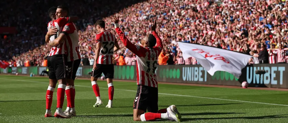 football 2025 premier league sunderland home isidor goal
