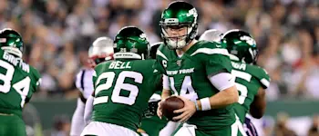 r-nfl-jets-darnold-231019.jpg