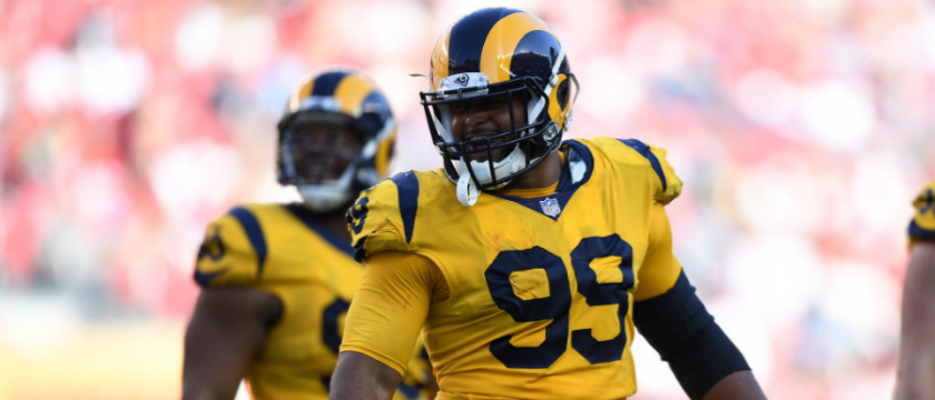r-nfl-rams-donald-19.jpg