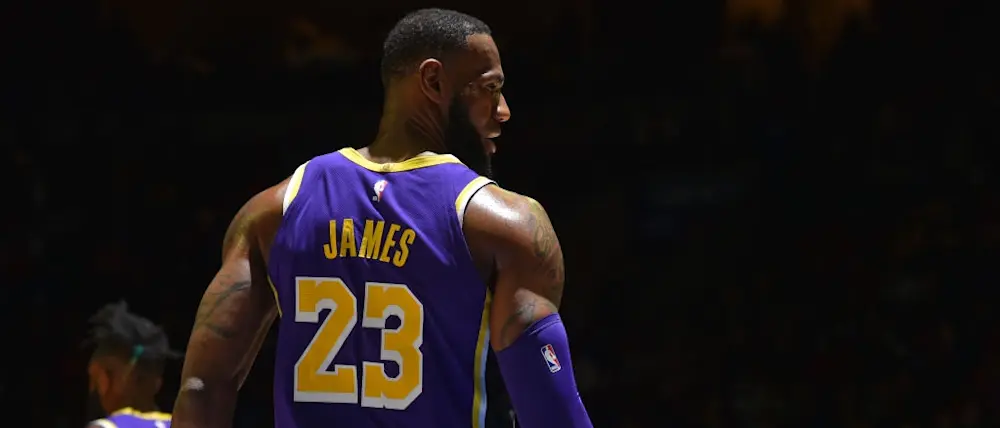 r-nba-lal-lakers-lebron-250120.jpg