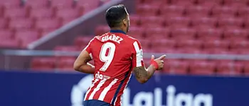 r-football-atletico-hero-luis-suarez-2020.jpg