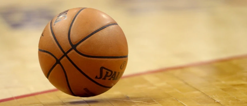 r-nba-ball-bounce-151119.jpg