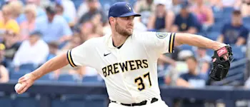 Adrian Houser Brewers