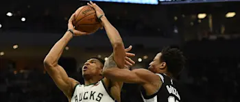 r-nba-mil-sas-060120.jpg