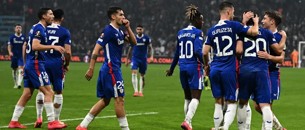football 2025 europa league athletic club team celebration