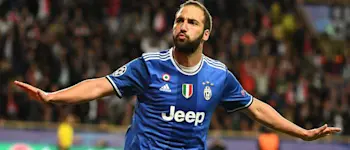 r football championsleague juventus higuain