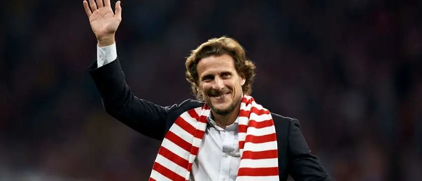 r-football-sudamerica-diegoforlan.jpg