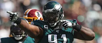 r-nfl-eagles-fletcher-cox-120919.jpg