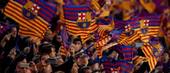r betfair 15 05 23 barcelona fans banderas 2