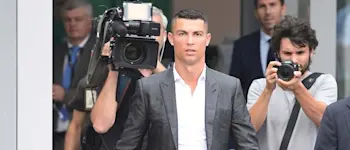 r football tip cr7 official juventus