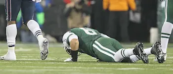 r-nfl-ny-jets-sanchez-fumble.jpg