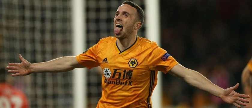 r football wolves hero jota 2019