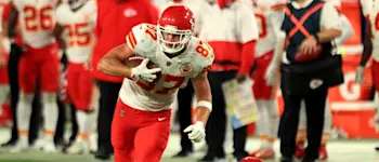 r-nfl-chiefs-kelce-061220.jpg