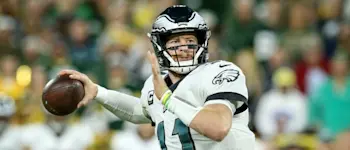 r-nfl-eagles-wentz-290919.jpg