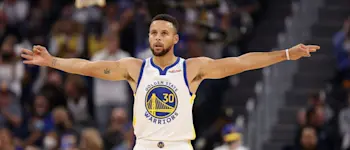 r-nba-gsw-steph-curry-celebration-2021.jpg