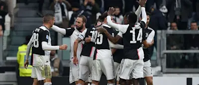 r-football-seriea-juventus-celebrations5.jpg