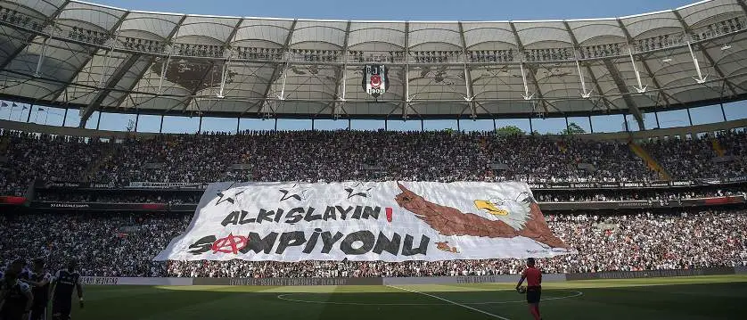 r football turkishsl besiktas fans generic