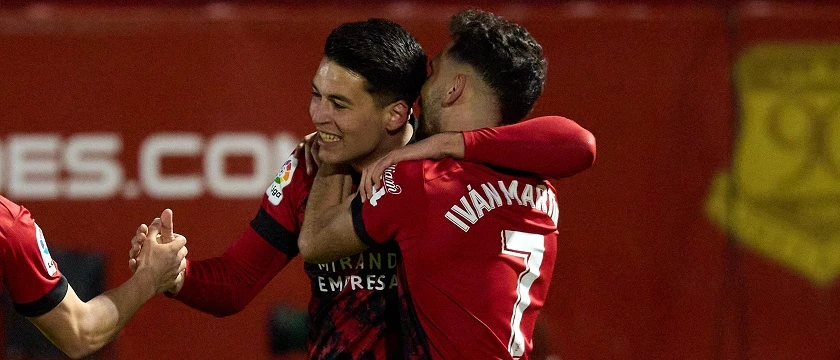 r football mirandes hero meseguer 2021