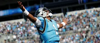 r-nfl-car-panthers-cam-newton-2018.jpg